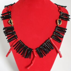 Amulet Wolności – okazały lekki naszyjnik z naturalnym koralem, surowymi turmalinami i onyksami